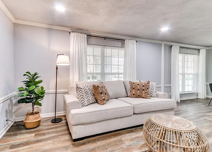 Holiday home Freshly Remodeled Retreat Awaits! Tulsa