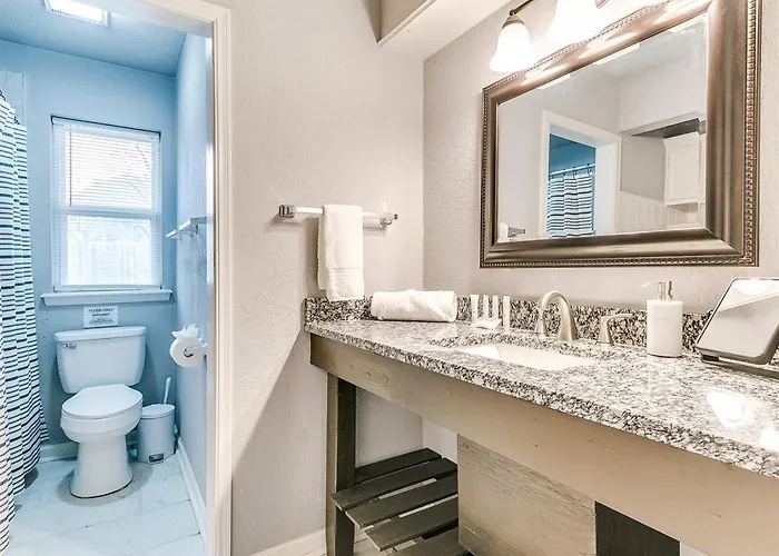 Freshly Remodeled Retreat Awaits!